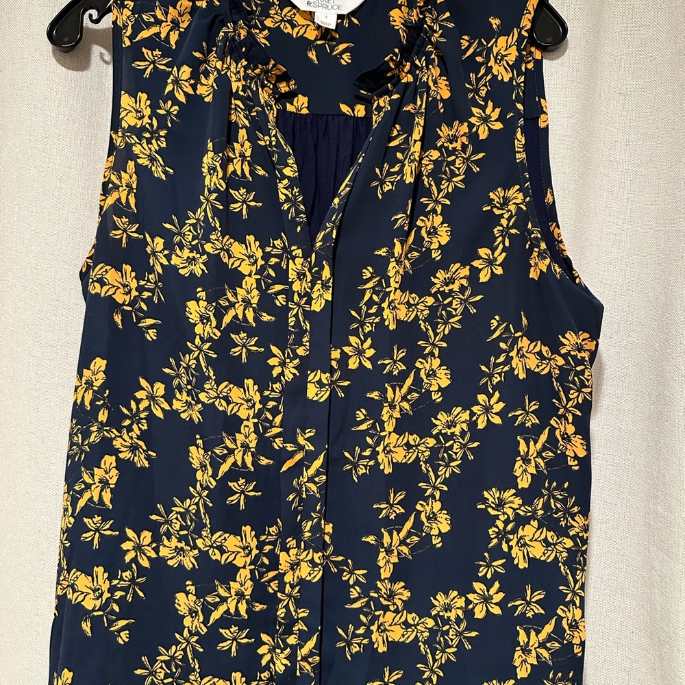 Market & Spruce Navy Top with Floral Design